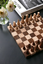 Charger l'image dans la galerie, Jeu d'échecs Minimalist en bois | Printworks
